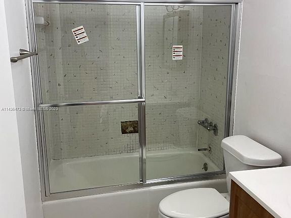 4th image of 400 Kings Point Dr APT 806