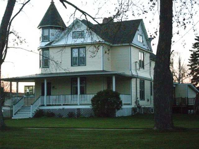 1st image of 208 E 5th Ave #E