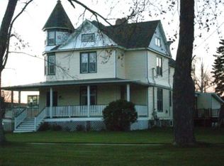 208 E 5th Ave #E, Antigo, WI 54409