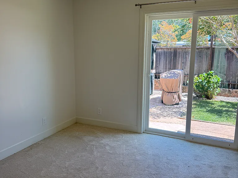 840 Idylberry Rd — Photo 15