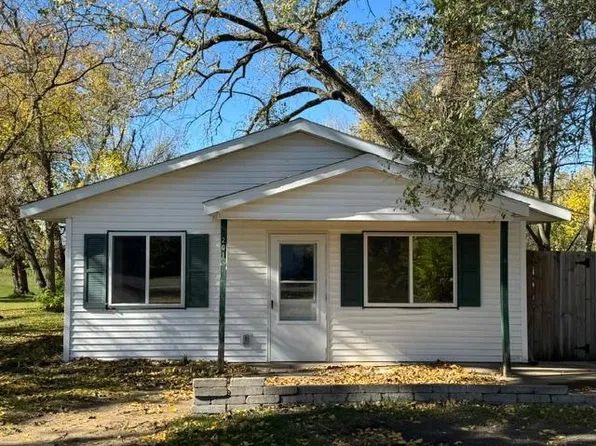 201 SW Thompson St, Verndale, MN 56481