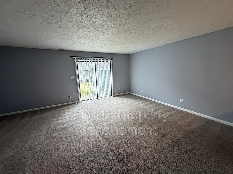 1405 Tangora Ln — Photo 6