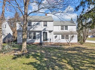 5265 E Farnhurst Rd, Lyndhurst, OH 44124