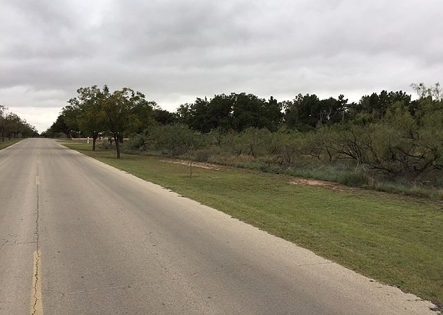 2nd image of 6101 N Highway 349
