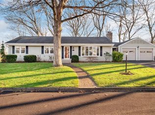 132 Northbridge Ave, Warwick, RI 02886