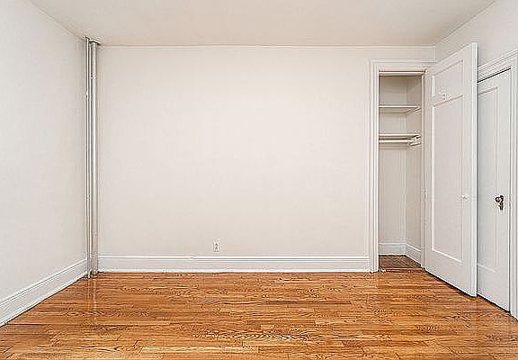 5th image of 3056 30th St APT 2D
