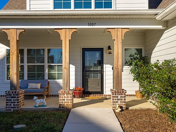 5th image of 1087 Omaha Cir