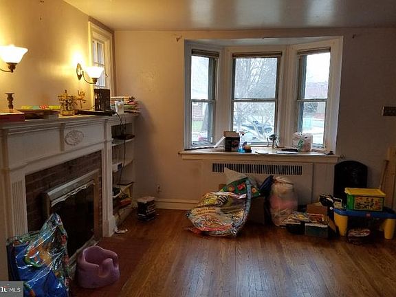 4th image of 5032 Westwood Ln