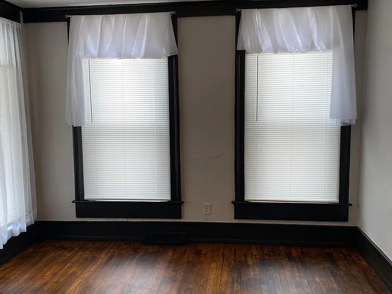 130 Brooklyn Ave #1 — Photo 4