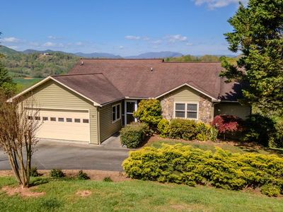 93 East Trce, Franklin, NC, 28734
