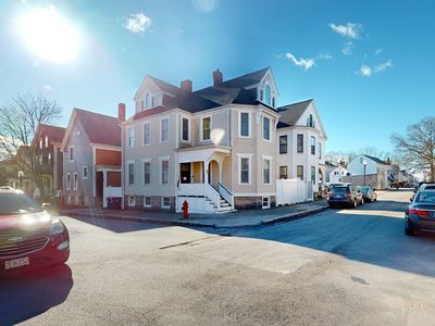 2 Smith St, New Bedford, MA, 02740