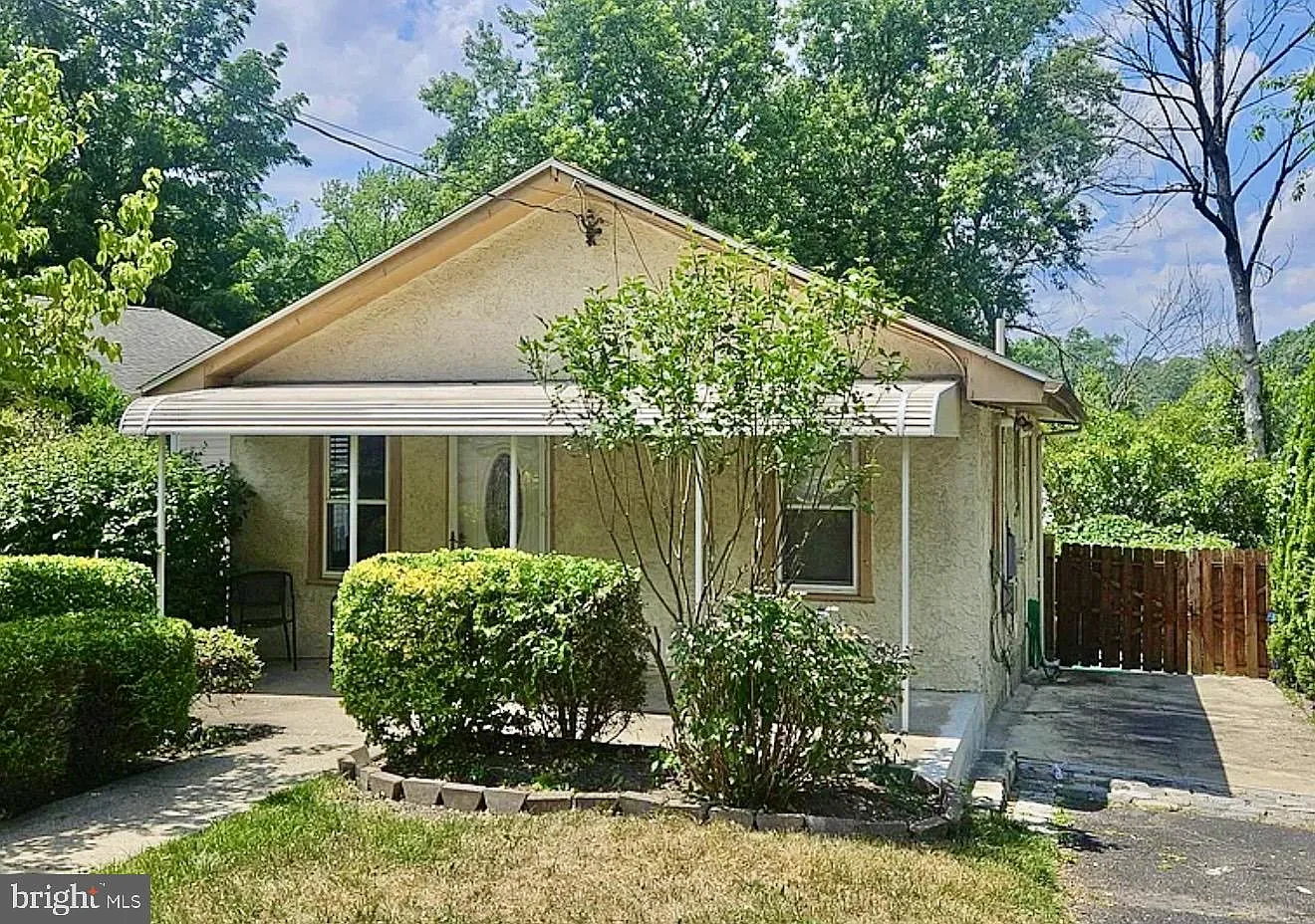 1536 Rothley Ave photo 1