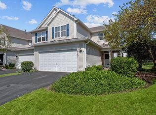 3025 Langston Cir #D, Saint Charles, IL 60175