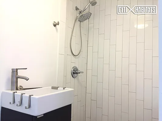 Rented by Citi Habitats | media 7