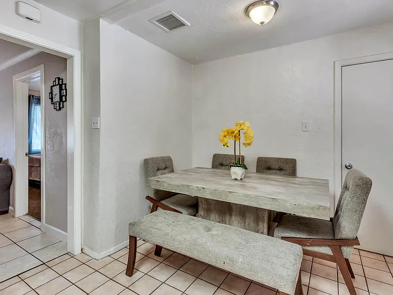 1001 Atwood Dr — Photo 12