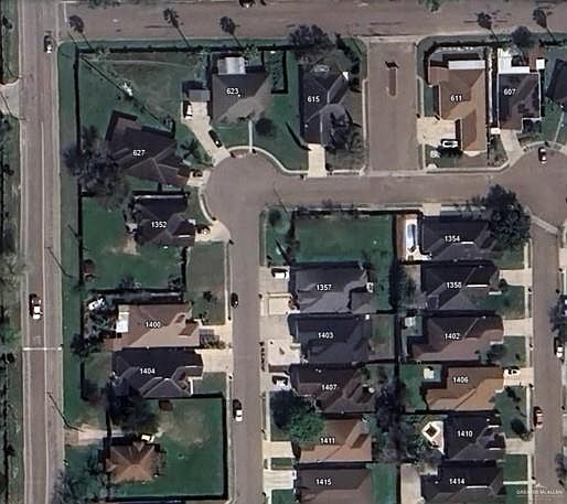2nd image of 1353 El Paseo Dr