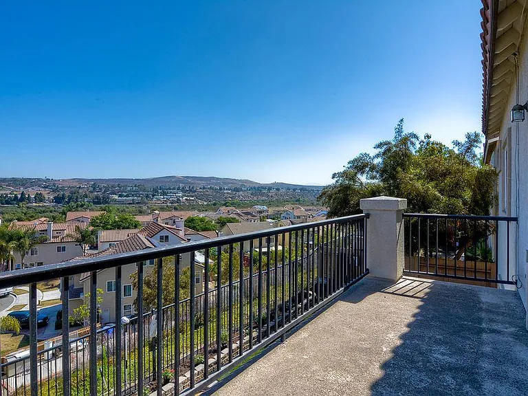 5216 Topsail Dr — Photo 22