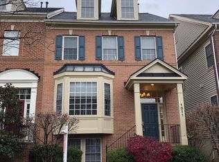 1011 Crestfield Dr, Rockville, MD 20850