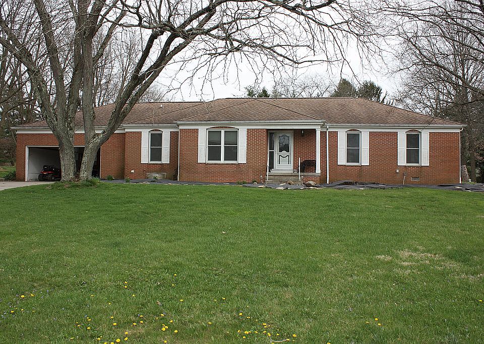 1st image of 13136 Sheffield Dr NW