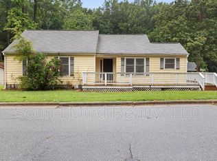 1301 Roundtree Dr, Rocky Mount, NC 27804