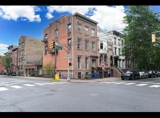274 Barrow St, Jersey City, NJ 07302