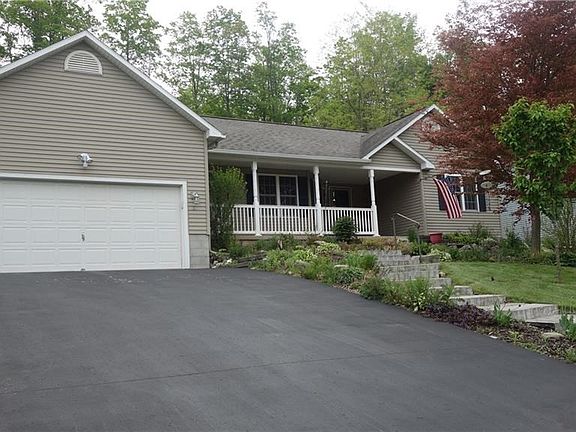 3rd image of 21 Kinderwood Dr