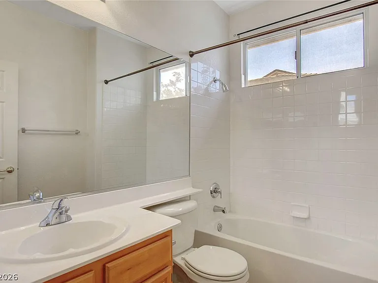 3432 Yellow Cove Ln — Photo 17