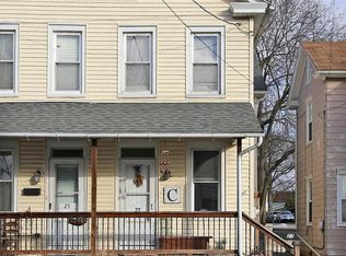 27 E Lincoln Ave, Lititz, PA 17543