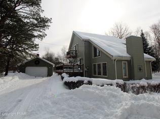 102 Penn Forest Trl, Albrightsville, PA 18210