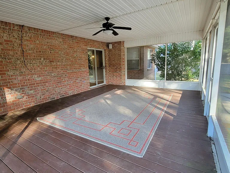 Screened in Back Porch