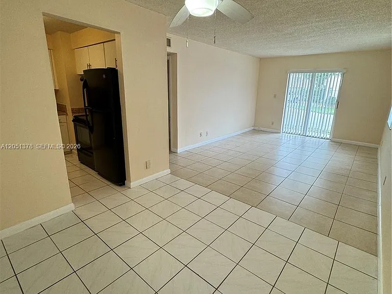 6505 Winfield Blvd #B-2 — Photo 3