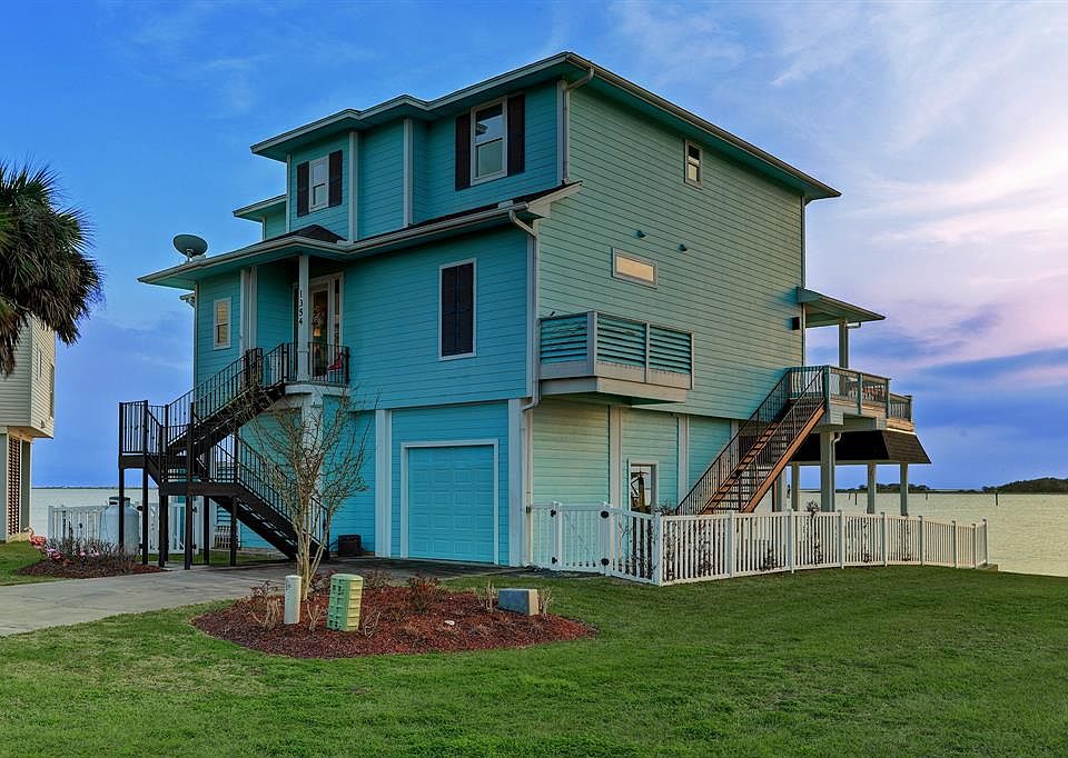 1354 Oahu Dr, Tiki Island, TX 77554 MLS 91926451 Zillow