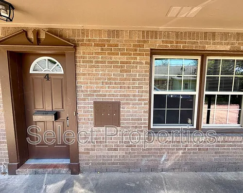 819 W Matthews Ave #4 Photo 1