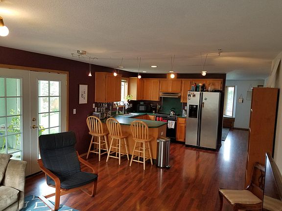 3rd image of 1211 W 23rd St