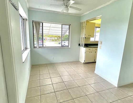 3rd image of 2480 Lake Osborne Dr APT 201