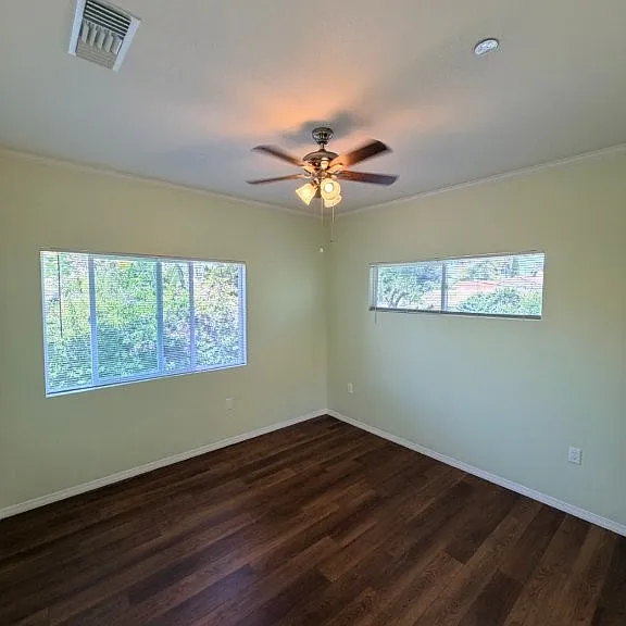 4545 Vesper Ave — Photo 12