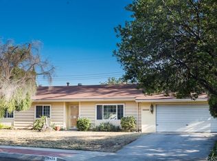 16424 Halsted St, North Hills, CA 91343