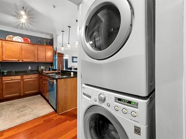 2230 Cheshire Bridge Rd NE #504 — Photo 15