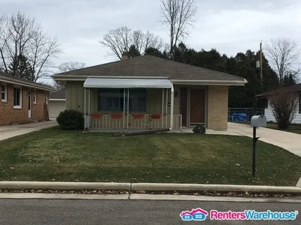 5612 S 44th St, Milwaukee, WI 53220