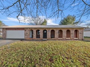 603 Crestview Dr, Cave City, KY 42127