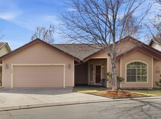 1736 NW Nickernut Pl, Redmond, OR