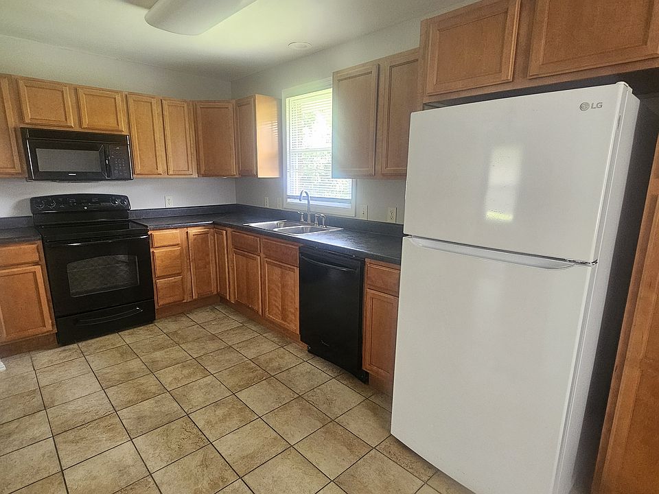 1st image of 1619 Catalina Dr