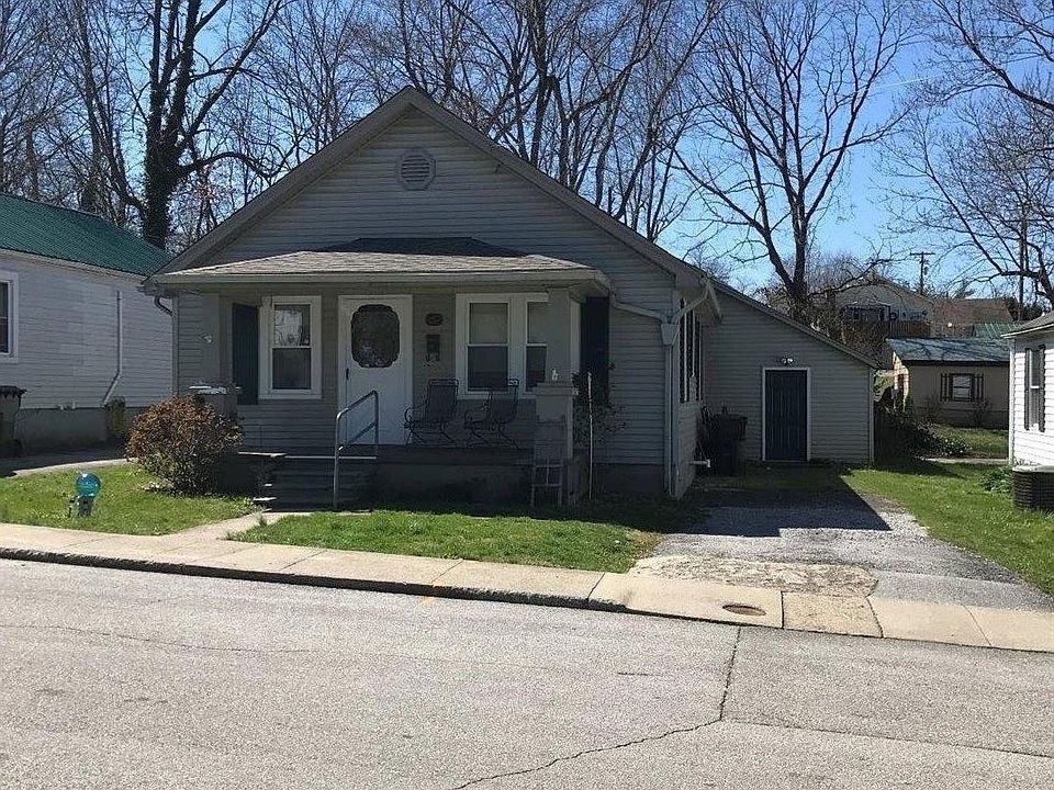 1st image of 267 Kentucky Ave