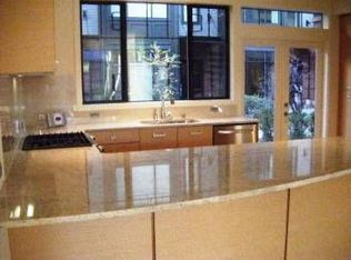 10590 NE 12th St, Bellevue, WA 98004