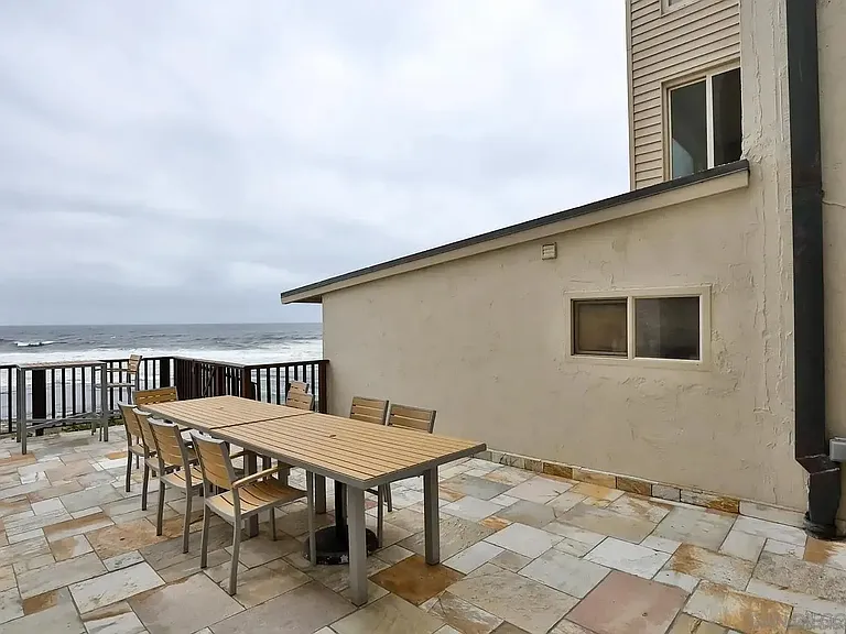 220 Coast Blvd #2M — Photo 2