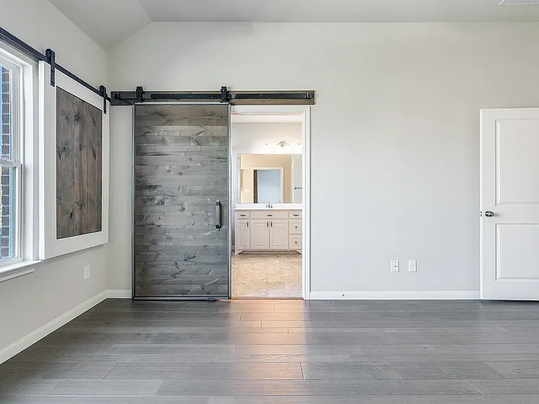 8071 Canal St — Photo 22