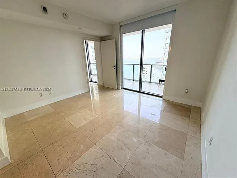 1300 Brickell Bay Dr #CU-1904 — Photo 14