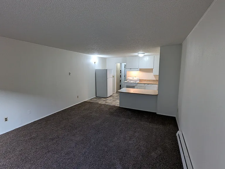 1722 Broadway St NE #1722 — Photo 4