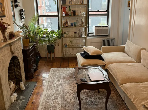 67 1/2 Sixth Avenue image 1 of 5