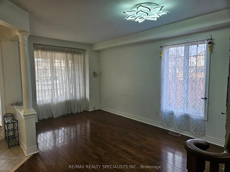 3774 Arbourview Ter #UPPER — Photo 3